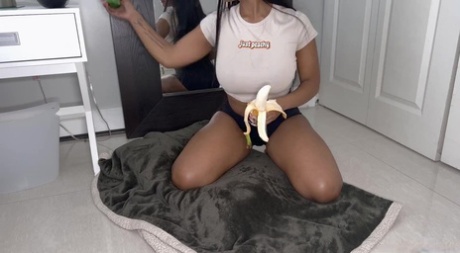 Latina Bridgette B Mutter porno nackt bilder